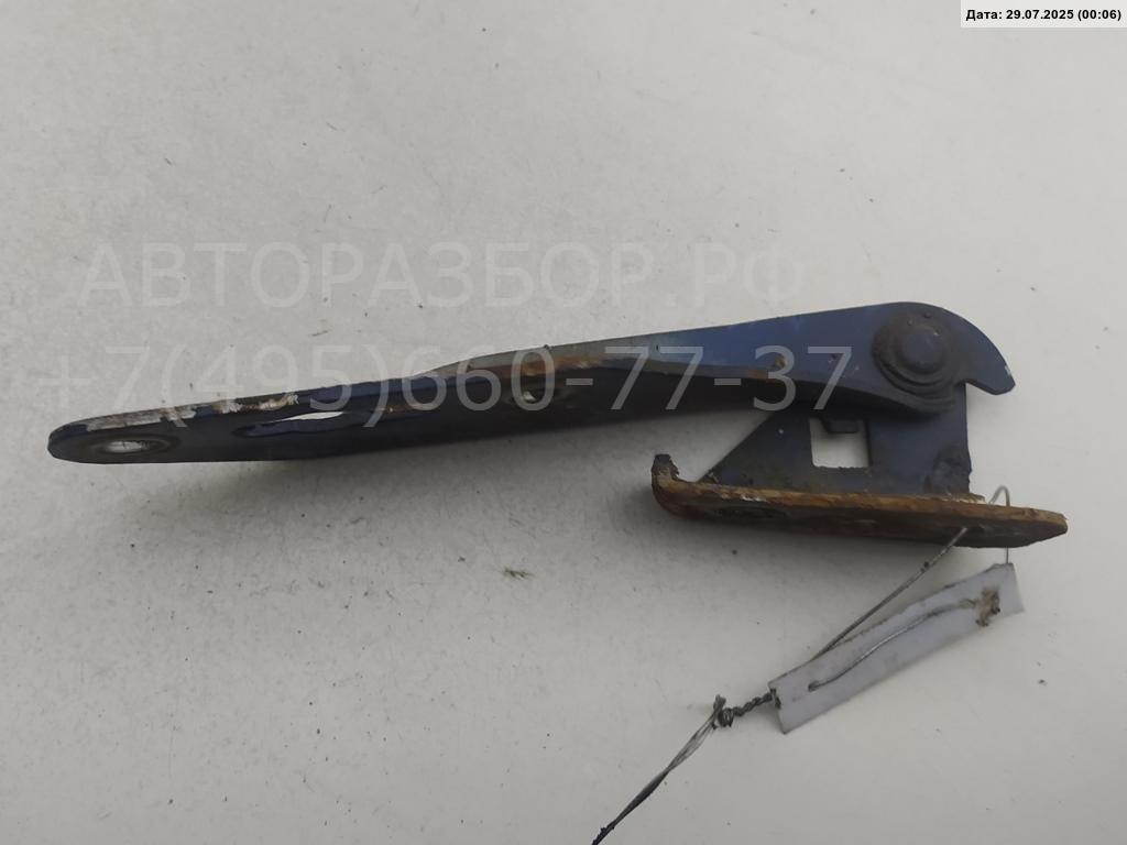 Петля капота правая