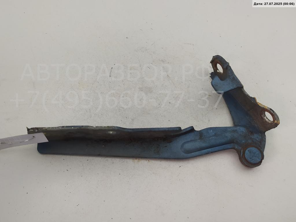 Петля капота левая