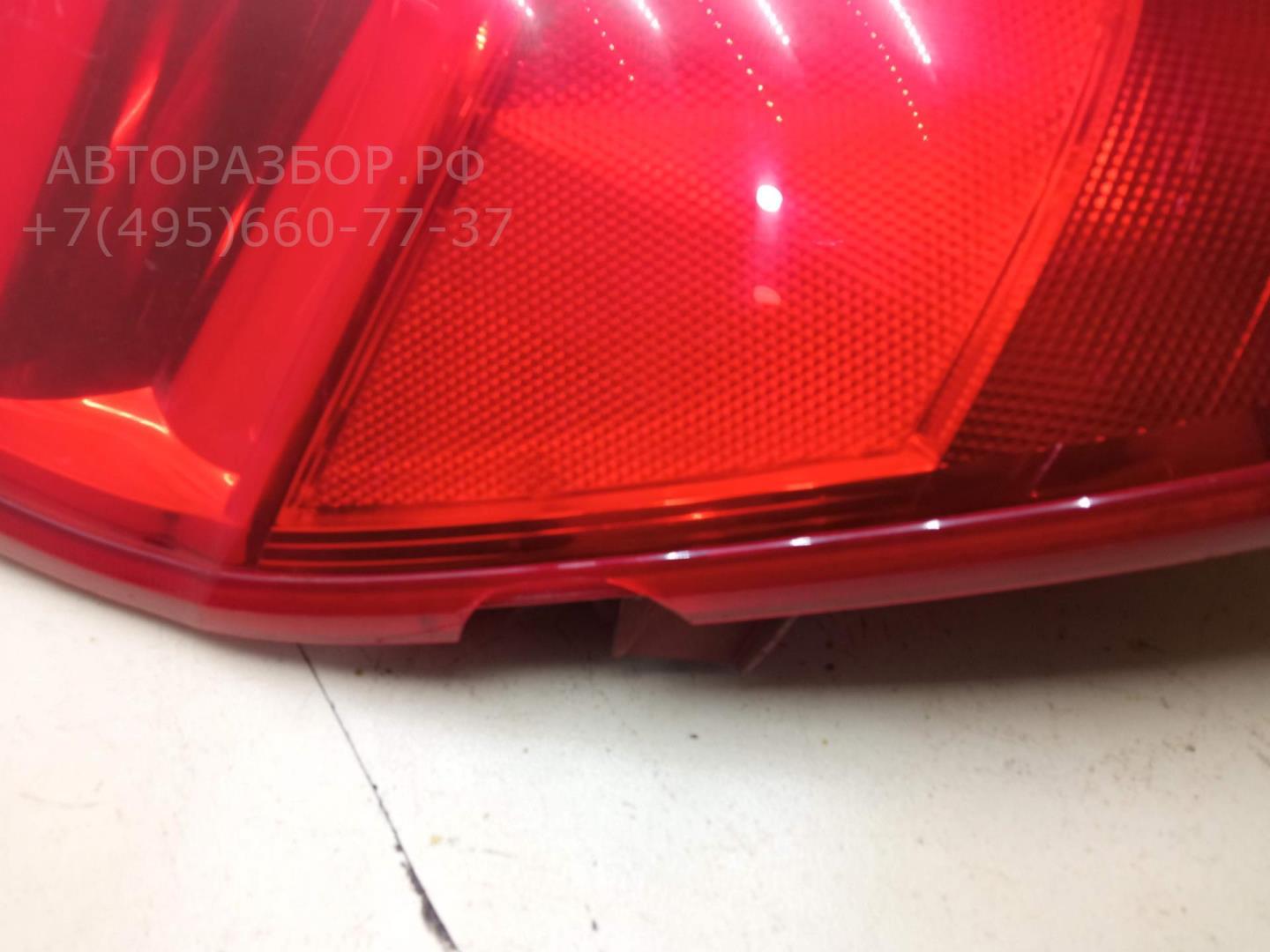 Фонарь задний правый