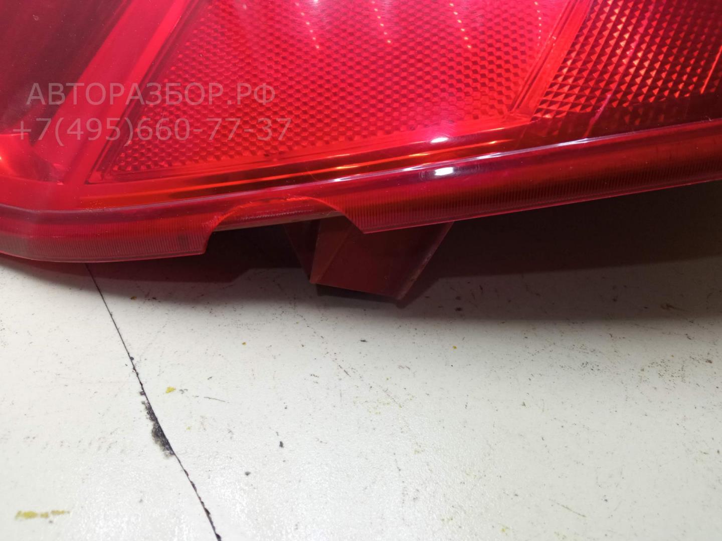 Фонарь задний правый