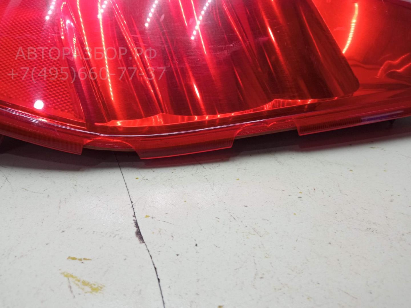 Фонарь задний правый