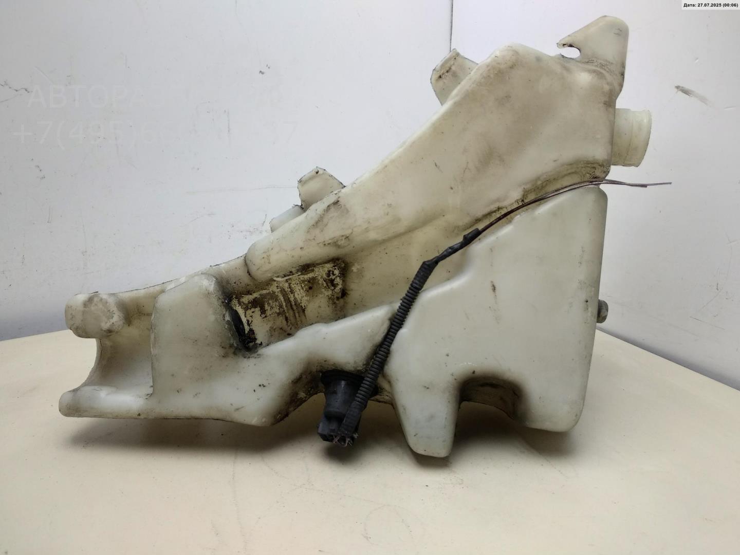 Бачок омывателя лобового стекла