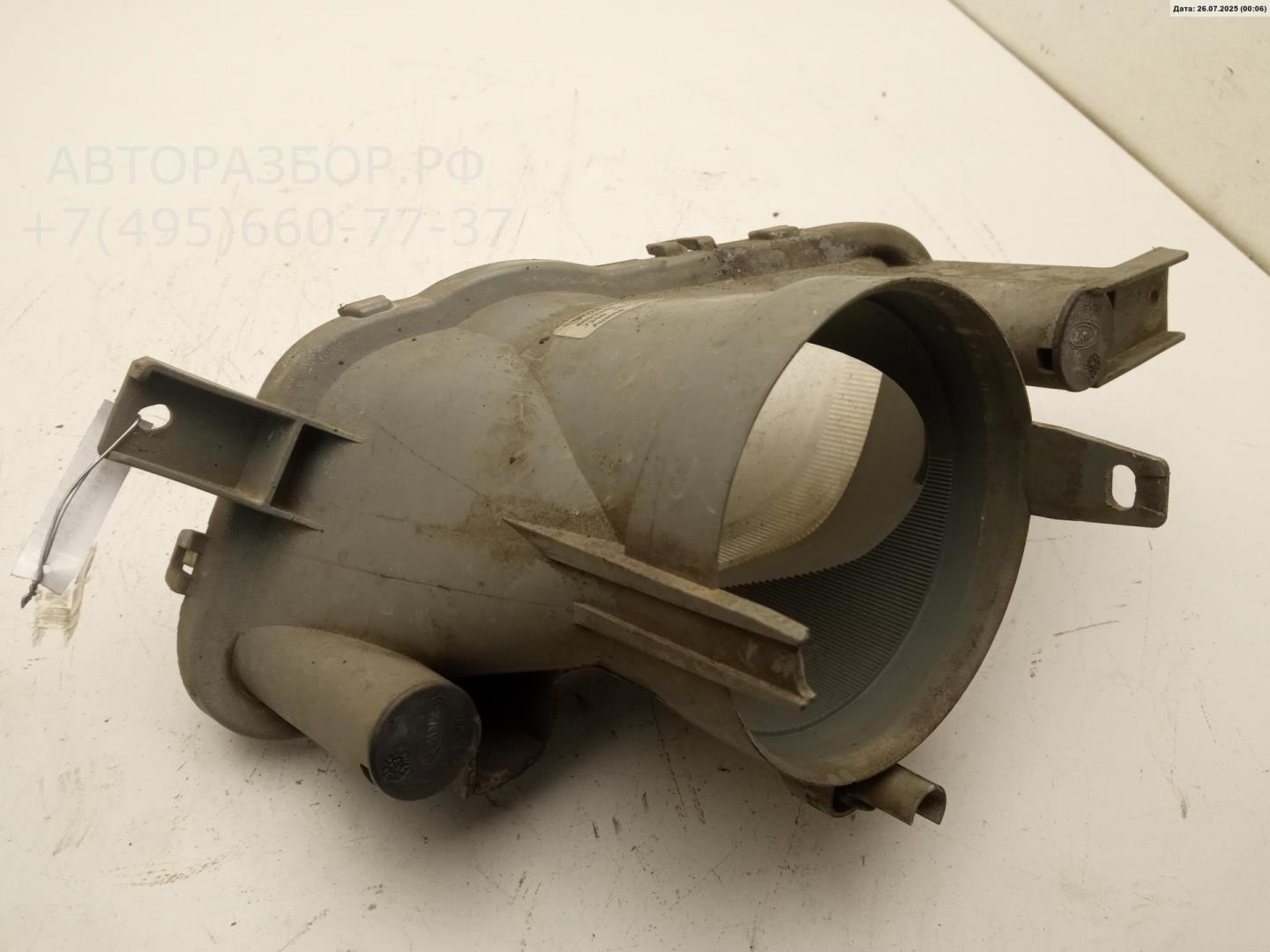 Фара противотуманная правая