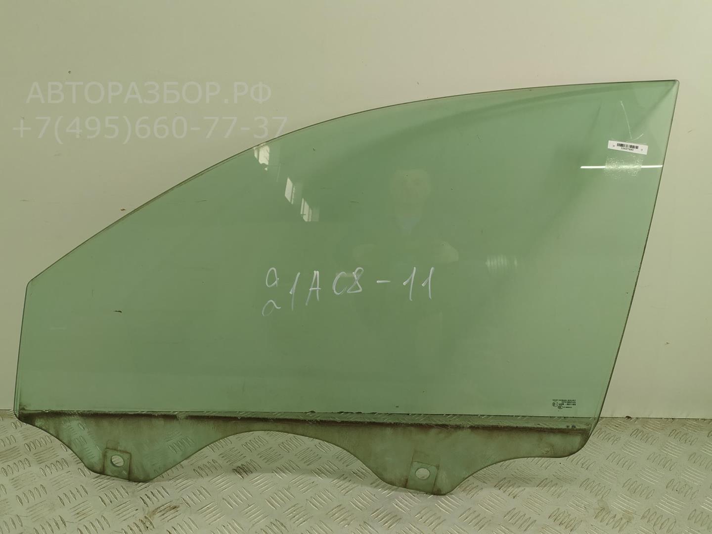 Стекло двери передней левой