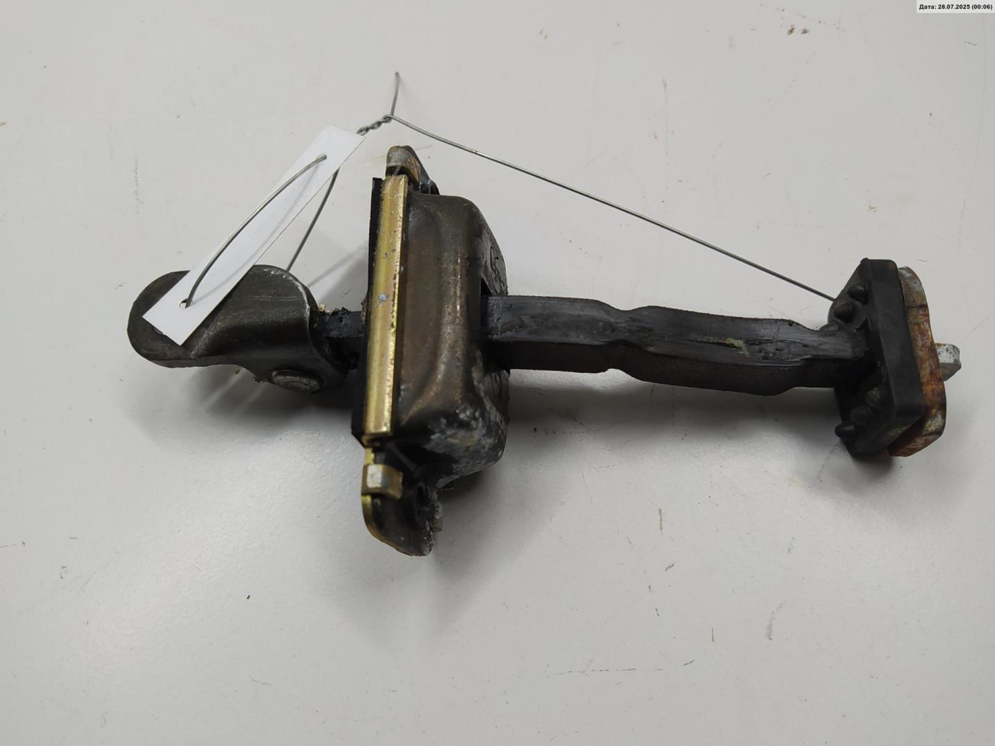 Ограничитель двери