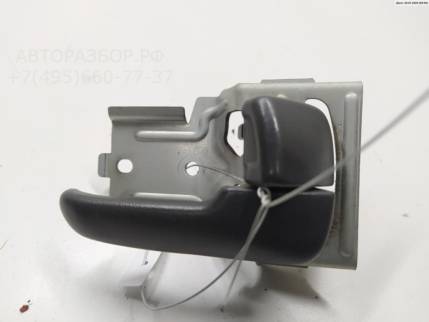 Ручка двери передней внутренняя правая