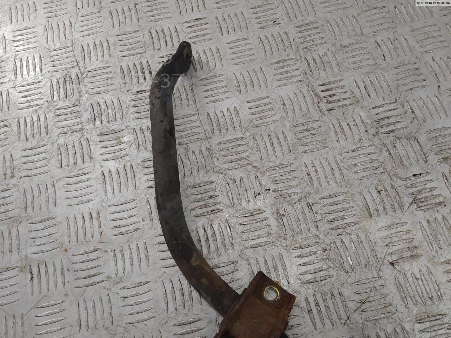 Стабилизатор передний