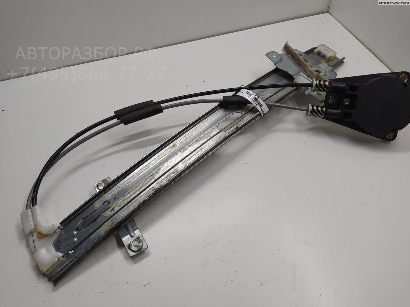 Стеклоподъемник механ. передний правый