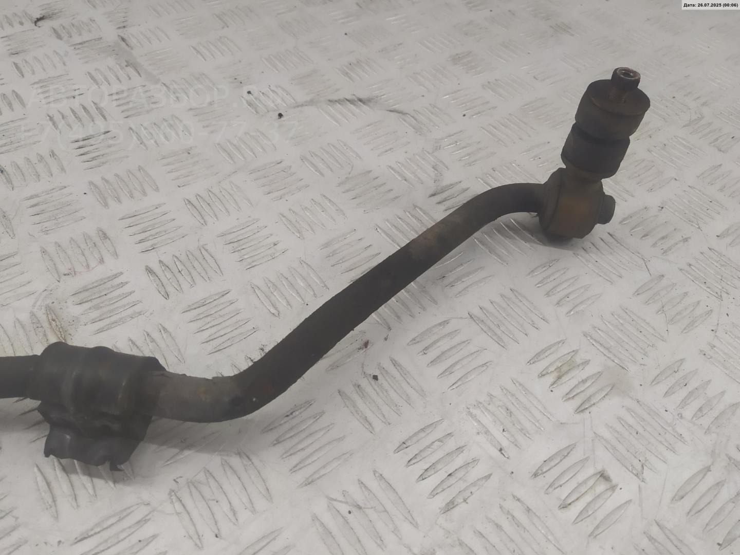 Стабилизатор передний