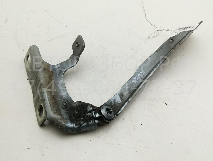 Петля капота левая