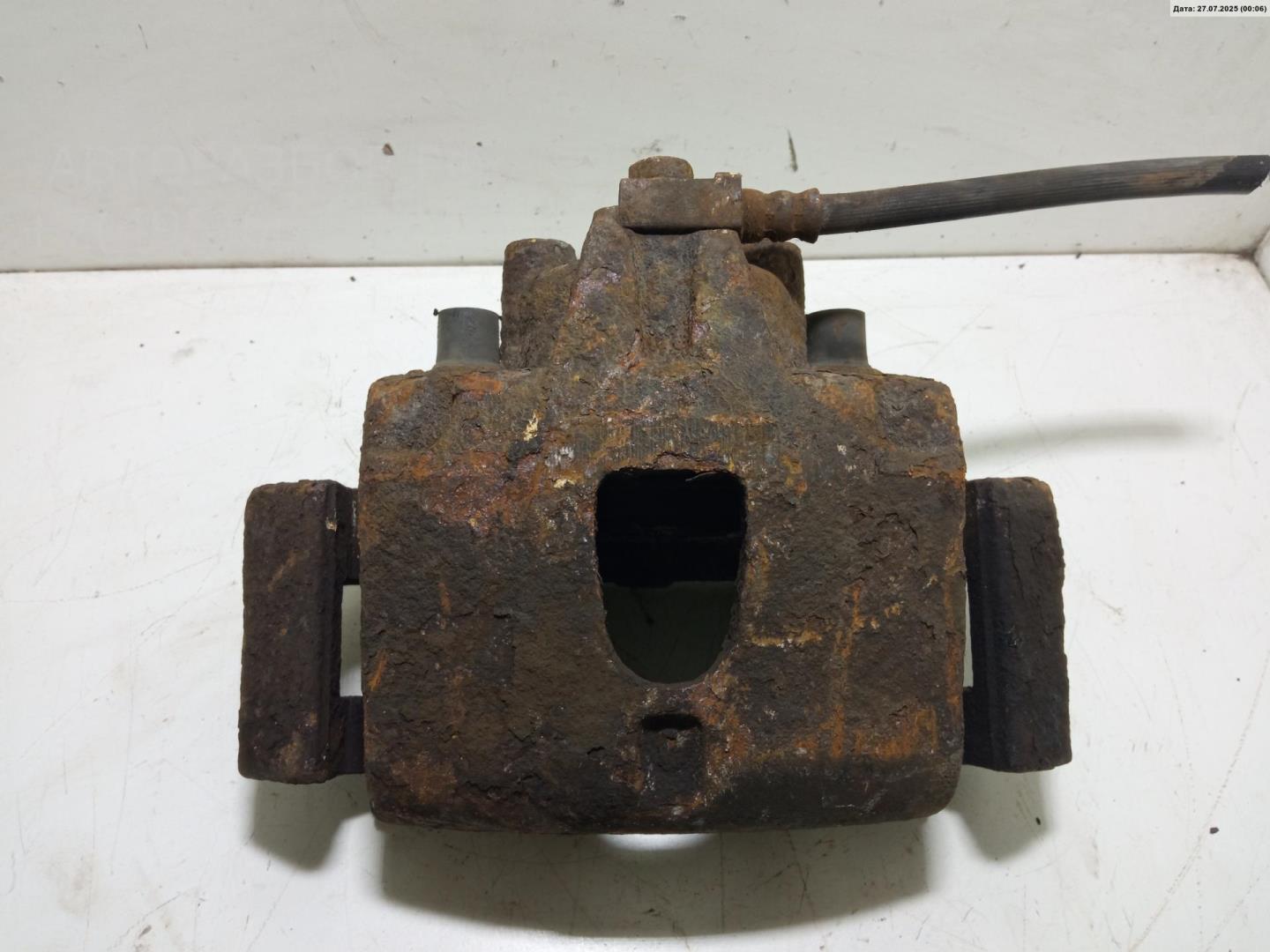 Суппорт передний правый