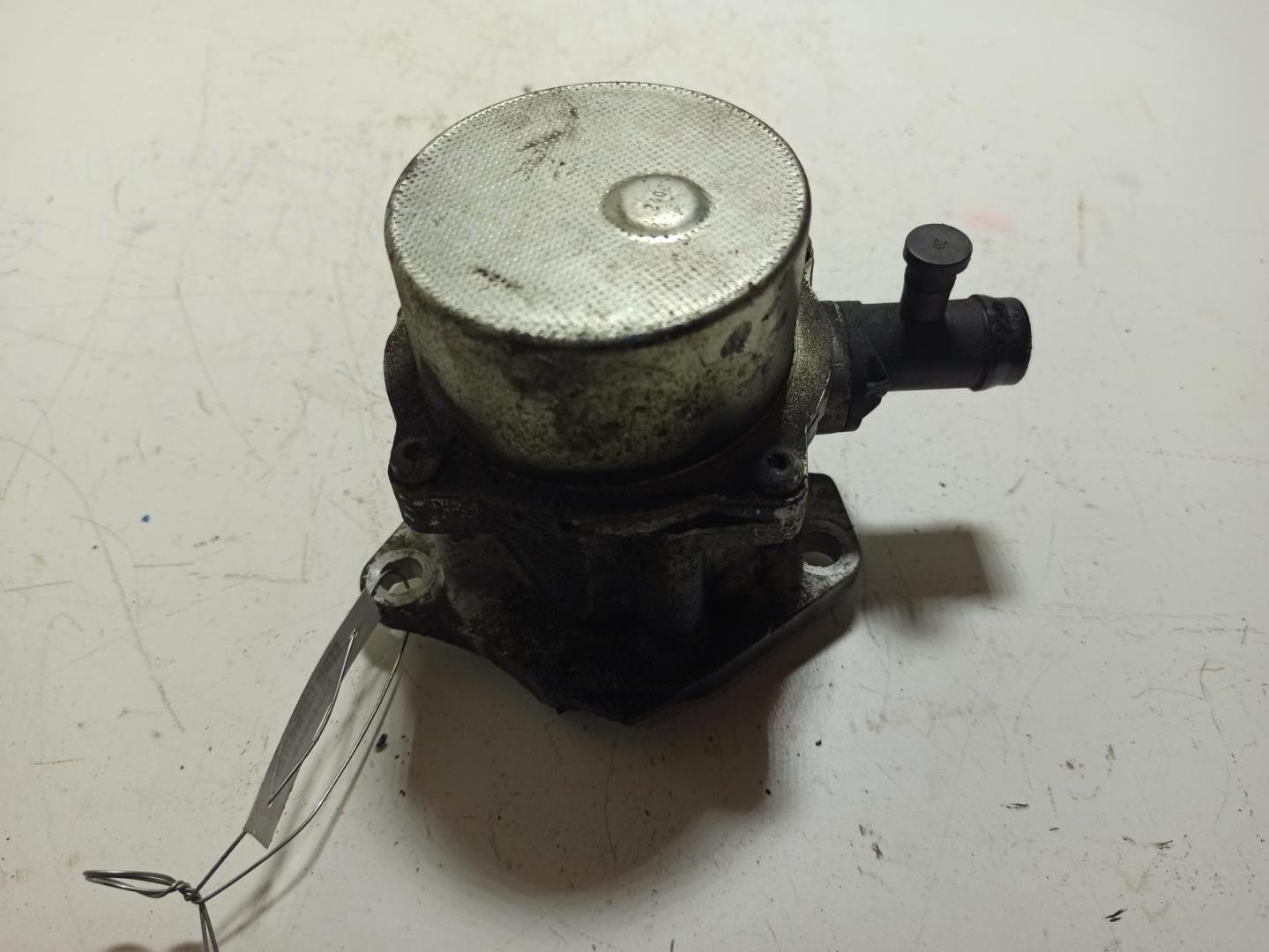 Насос вакуумный