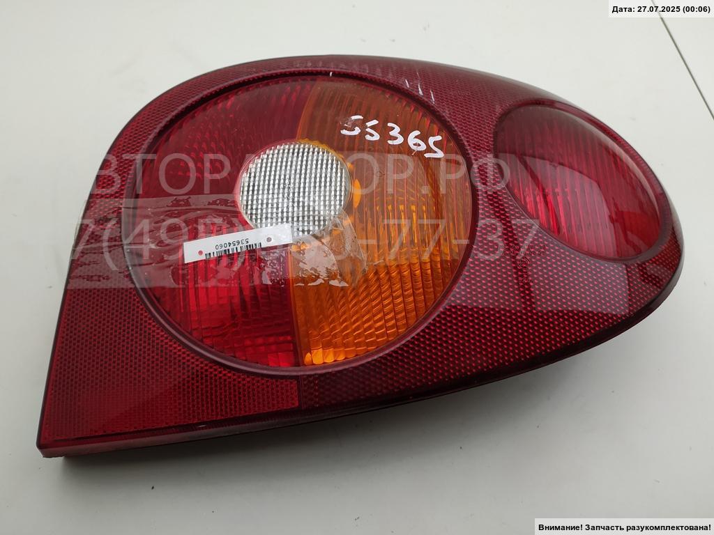 Фонарь задний правый