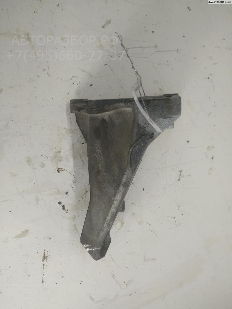 Кронштейн двигателя правый