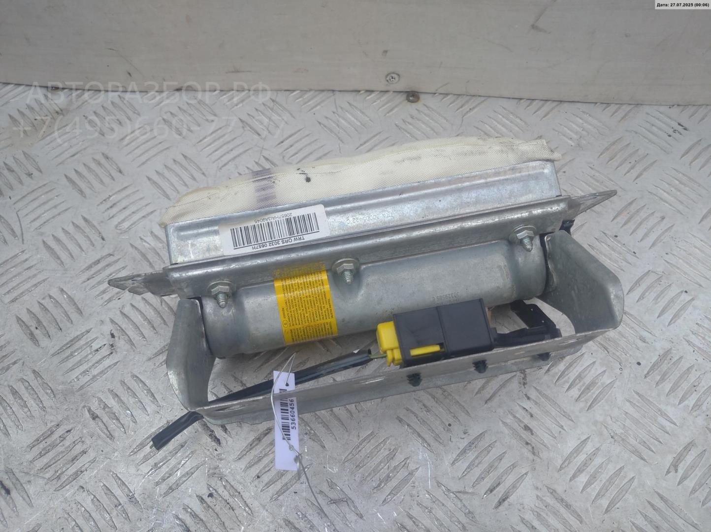 Подушка безопасности пассажирская (в торпедо)