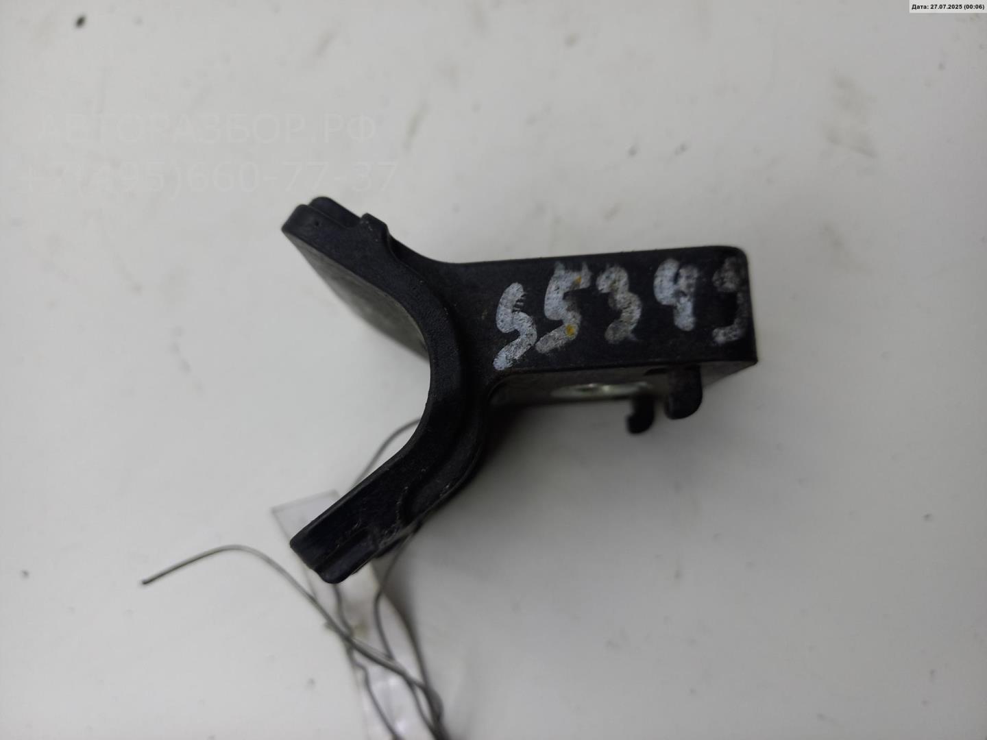 Кронштейн радиатора