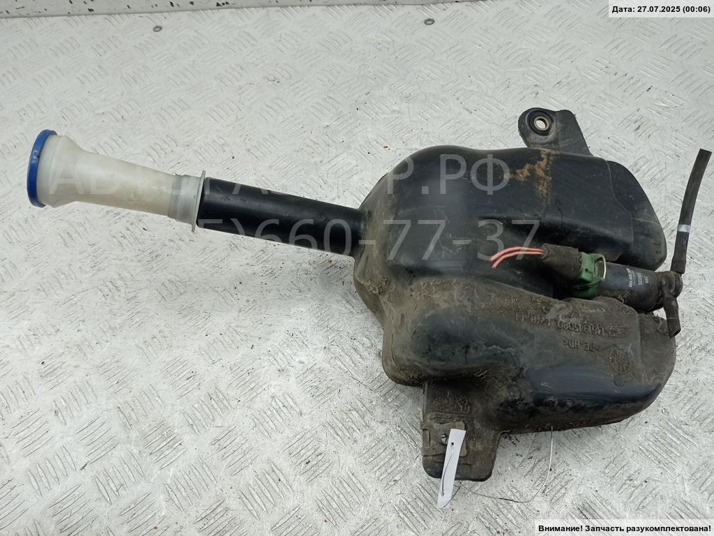 Бачок омывателя лобового стекла