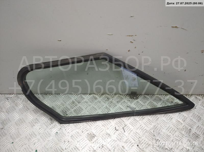 Стекло двери передней левой (форточка)
