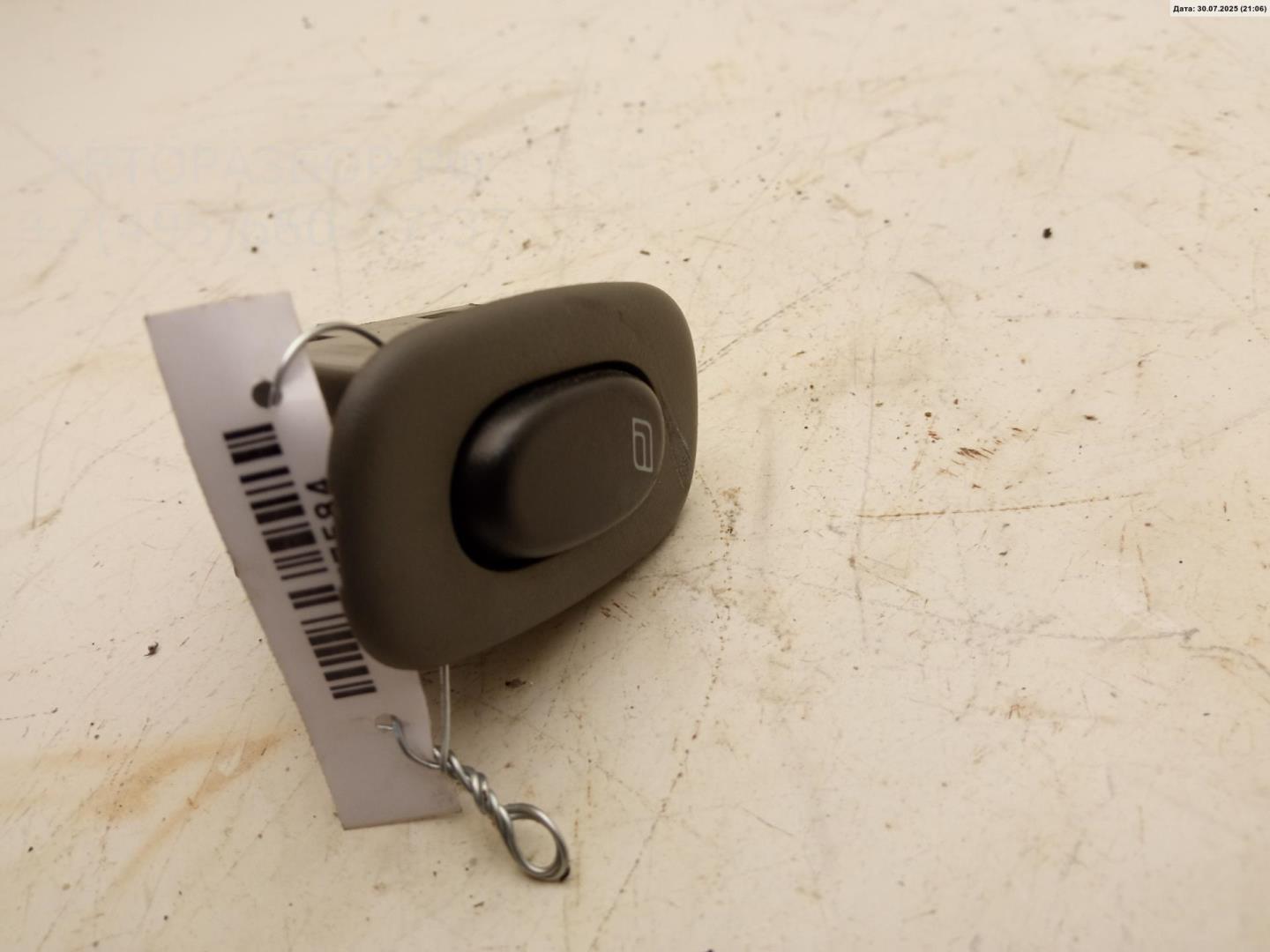 Кнопка стеклоподъемника