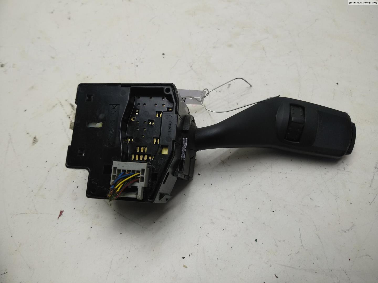 Переключатель поворотов подрулевой