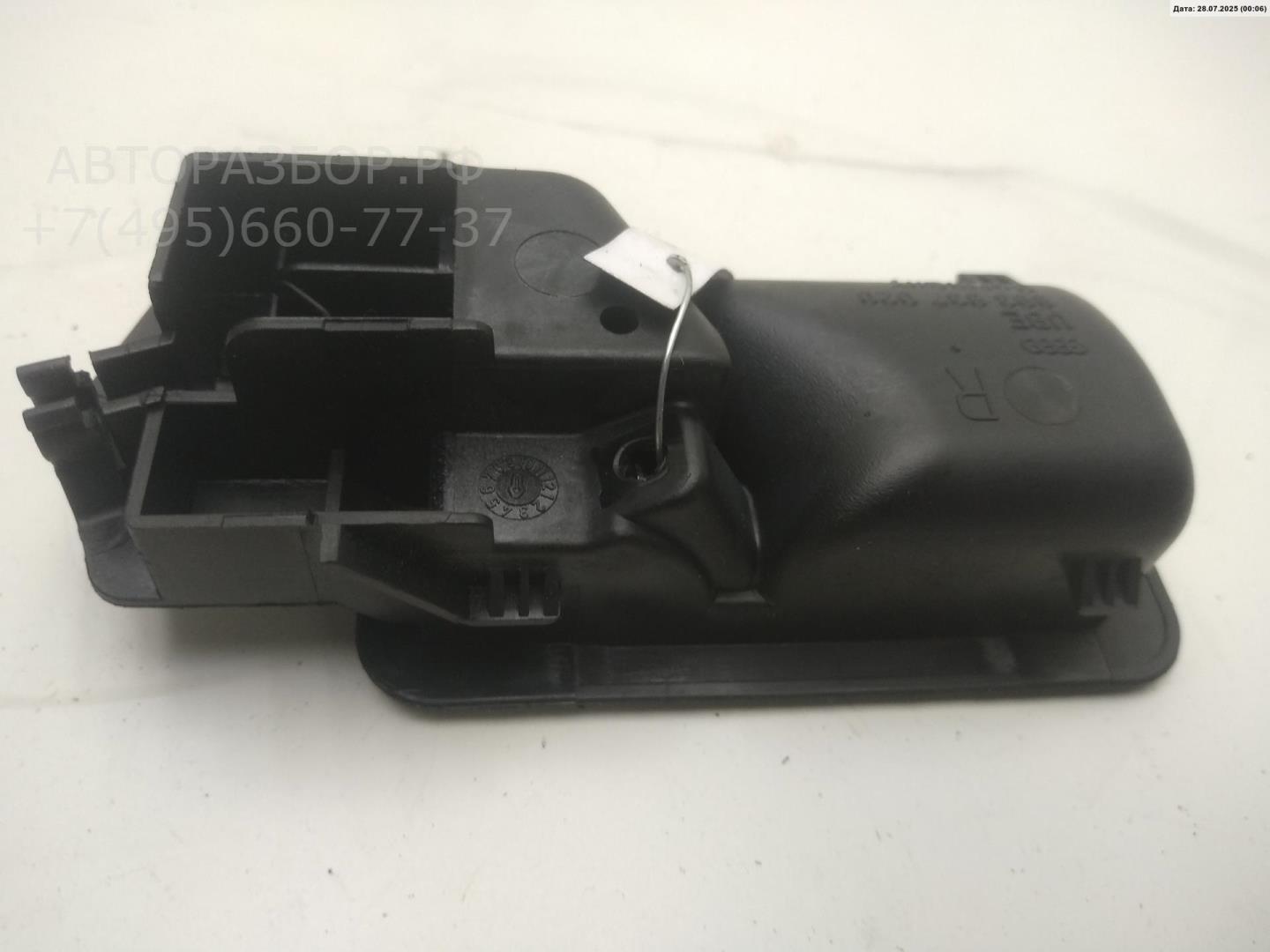 Ручка двери задней внутренняя правая