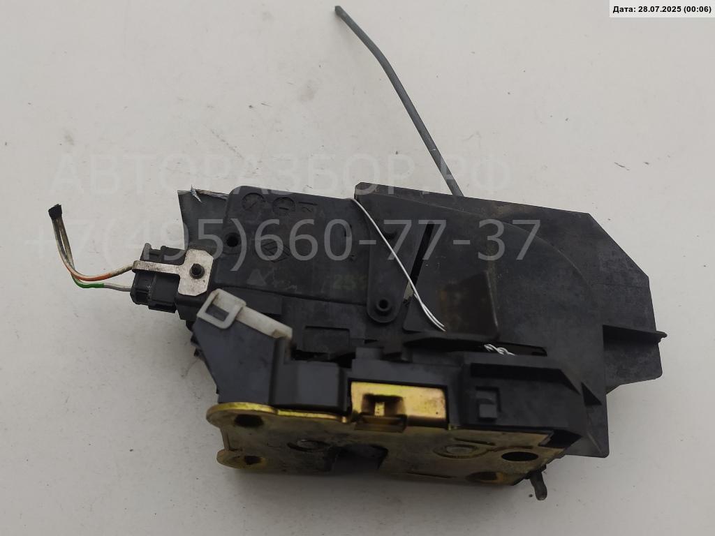 Замок двери задней левой