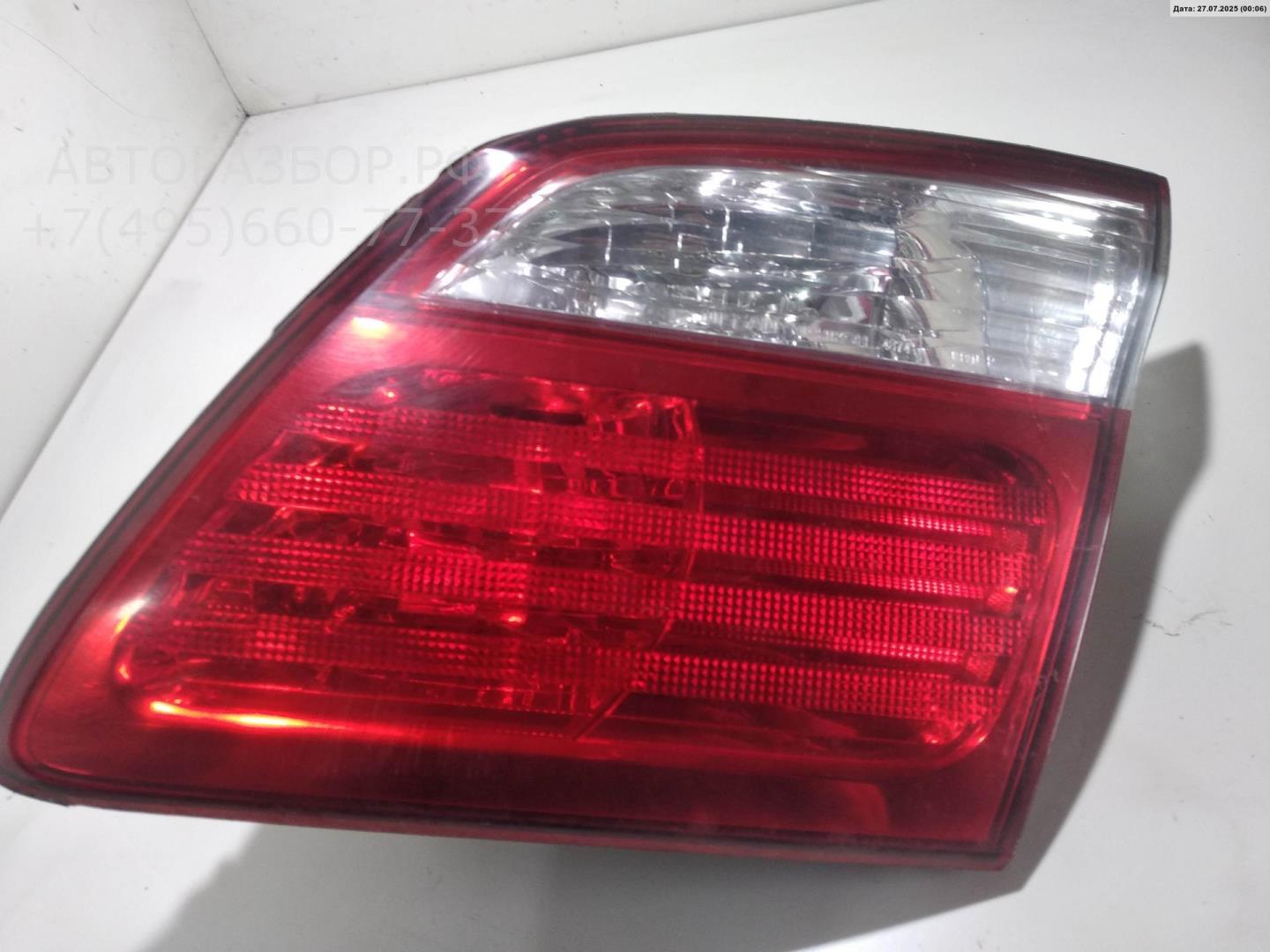 Фонарь задний внутренний правый