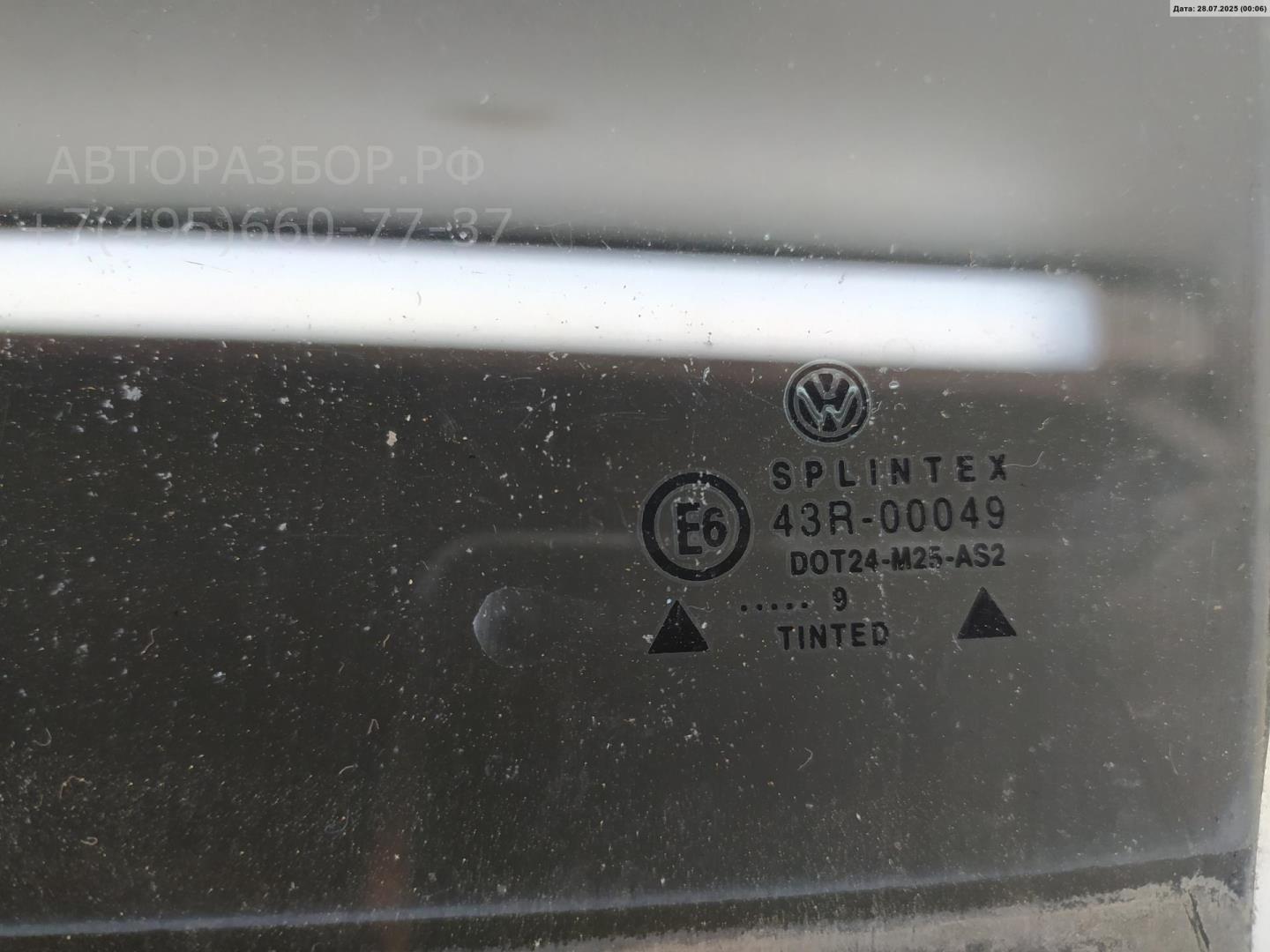 Стекло двери задней левой