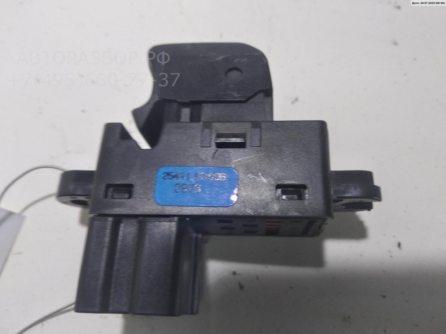 Кнопка стеклоподъемника