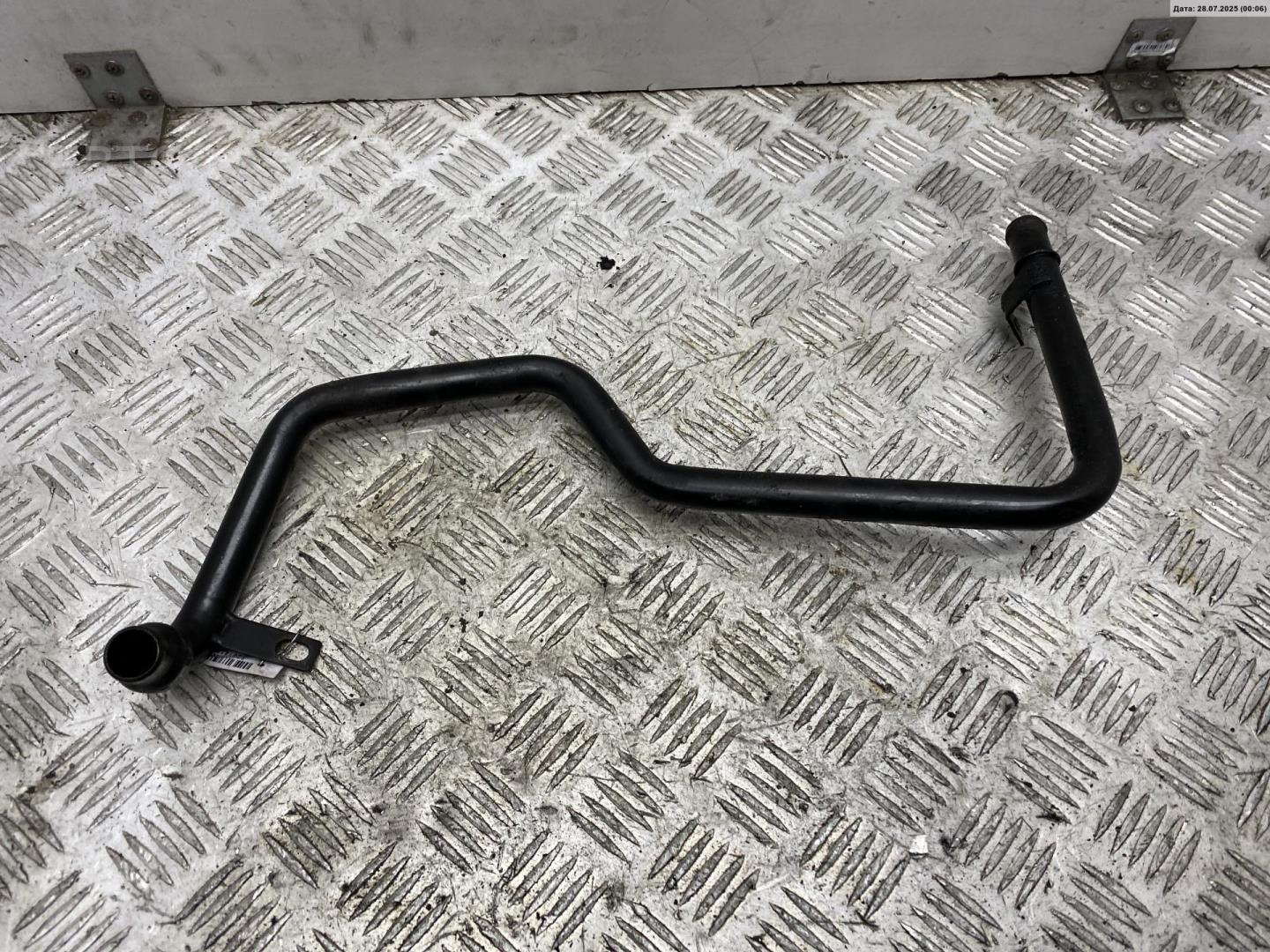 Трубка системы охлаждения