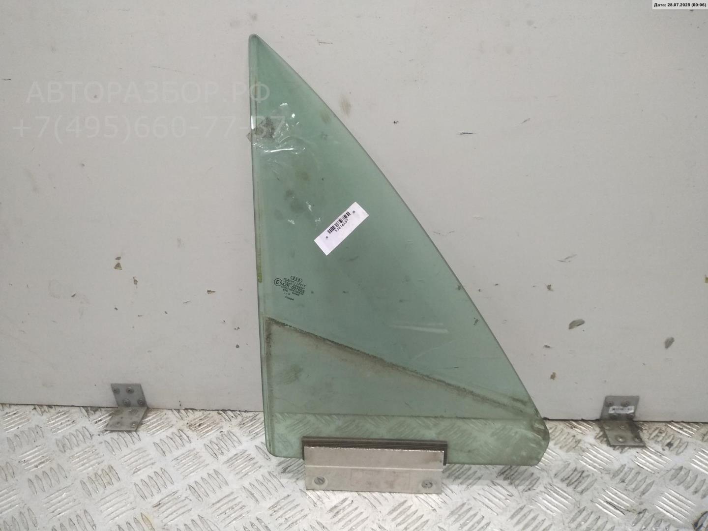 Стекло двери передней правой (форточка)