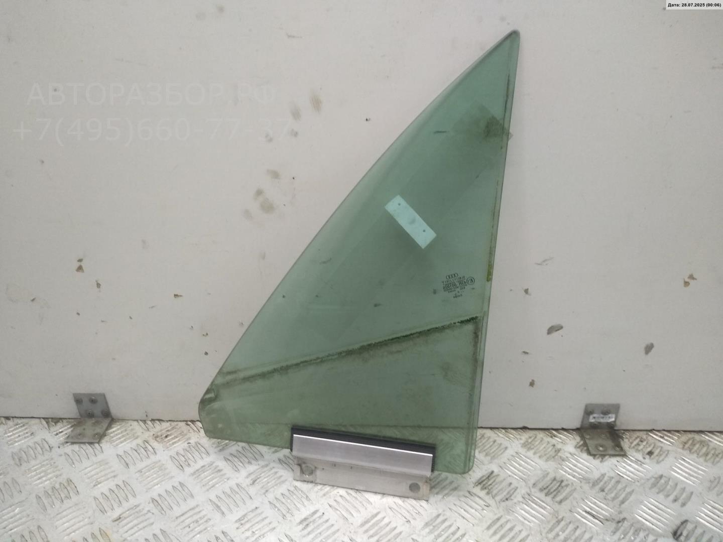 Стекло двери передней правой (форточка)
