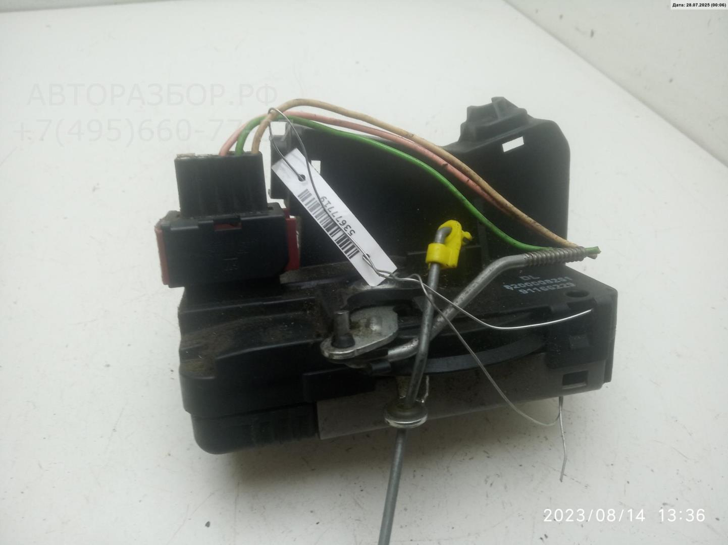 Замок двери передней правой