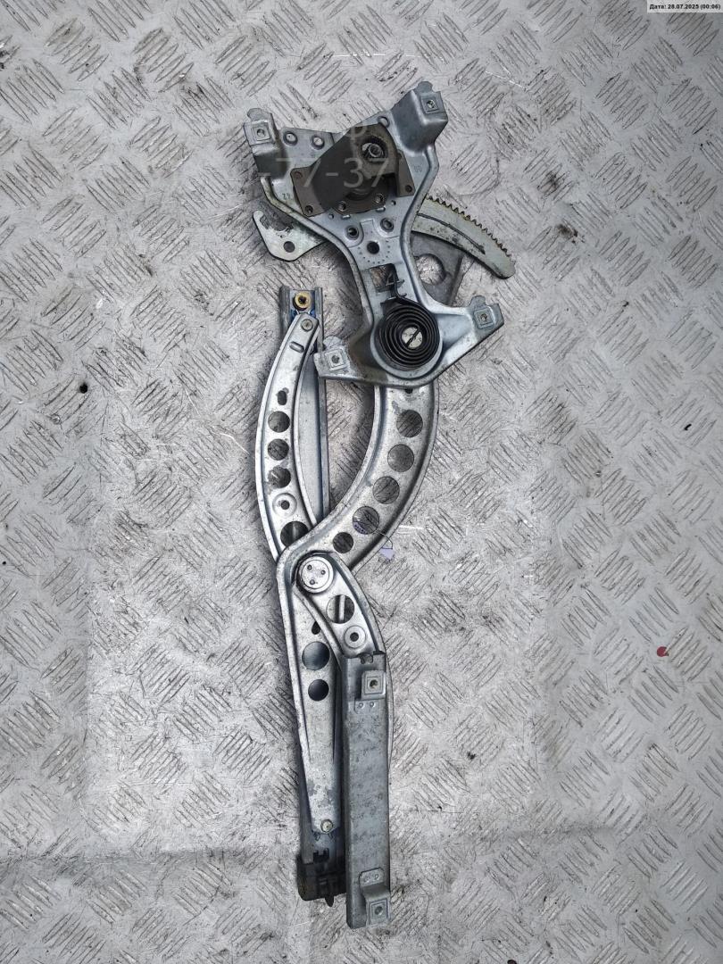 Стеклоподъемник механ. передний правый