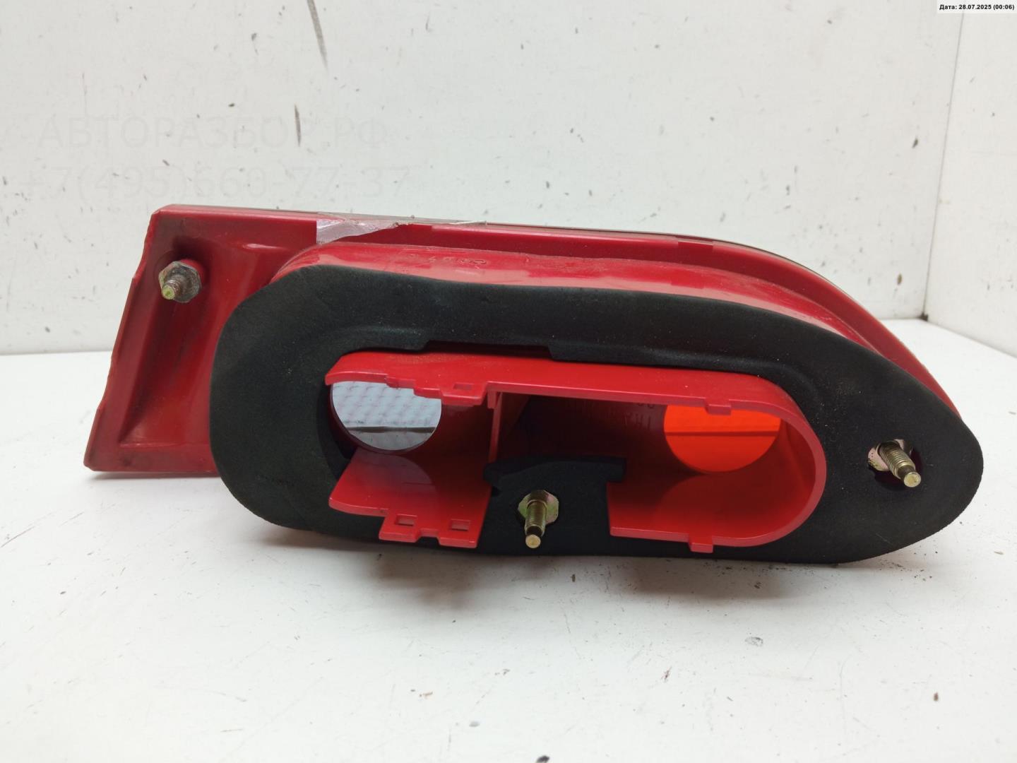 Фонарь задний внутренний левый