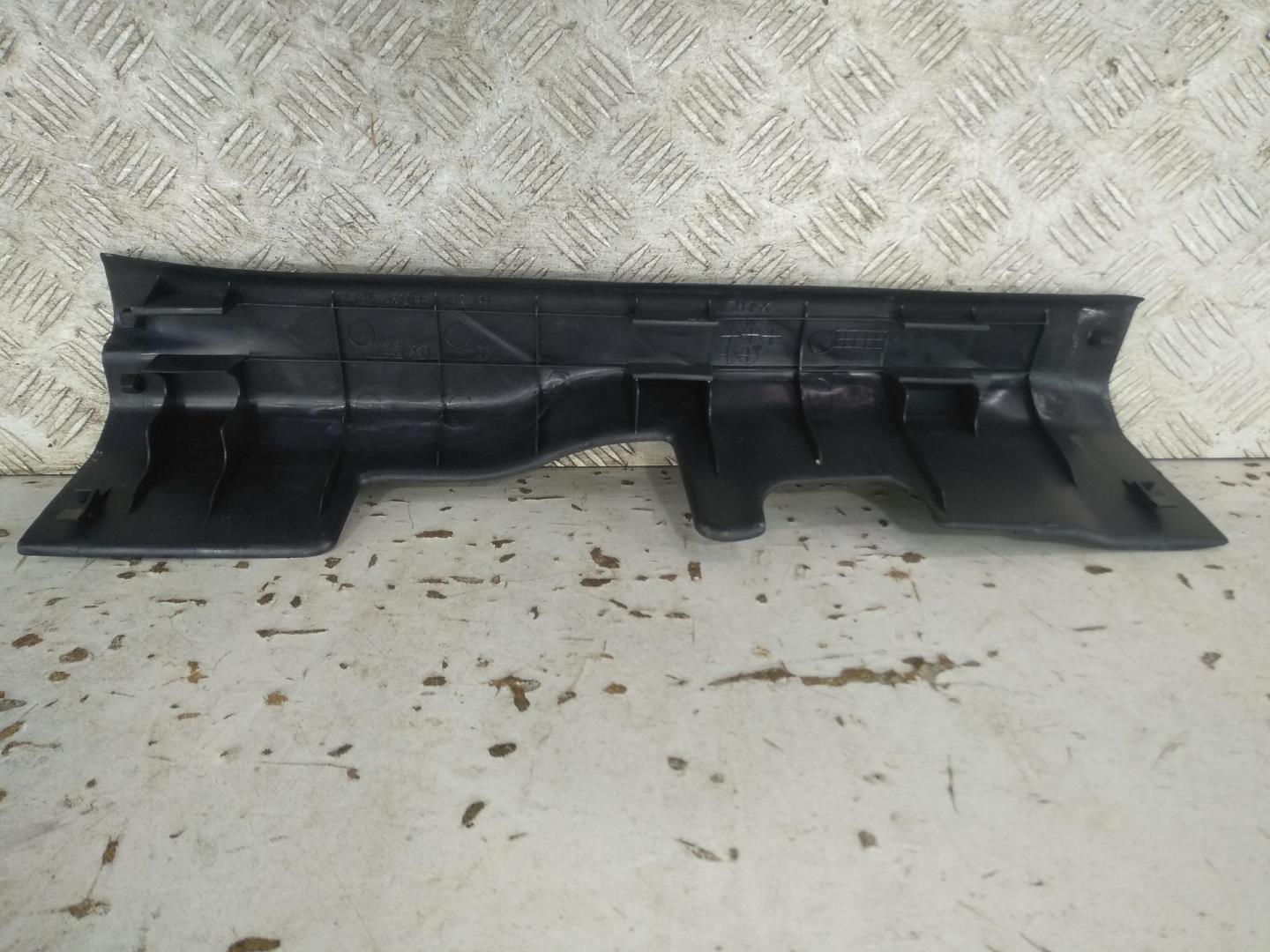 Накладка порога (внутренняя)