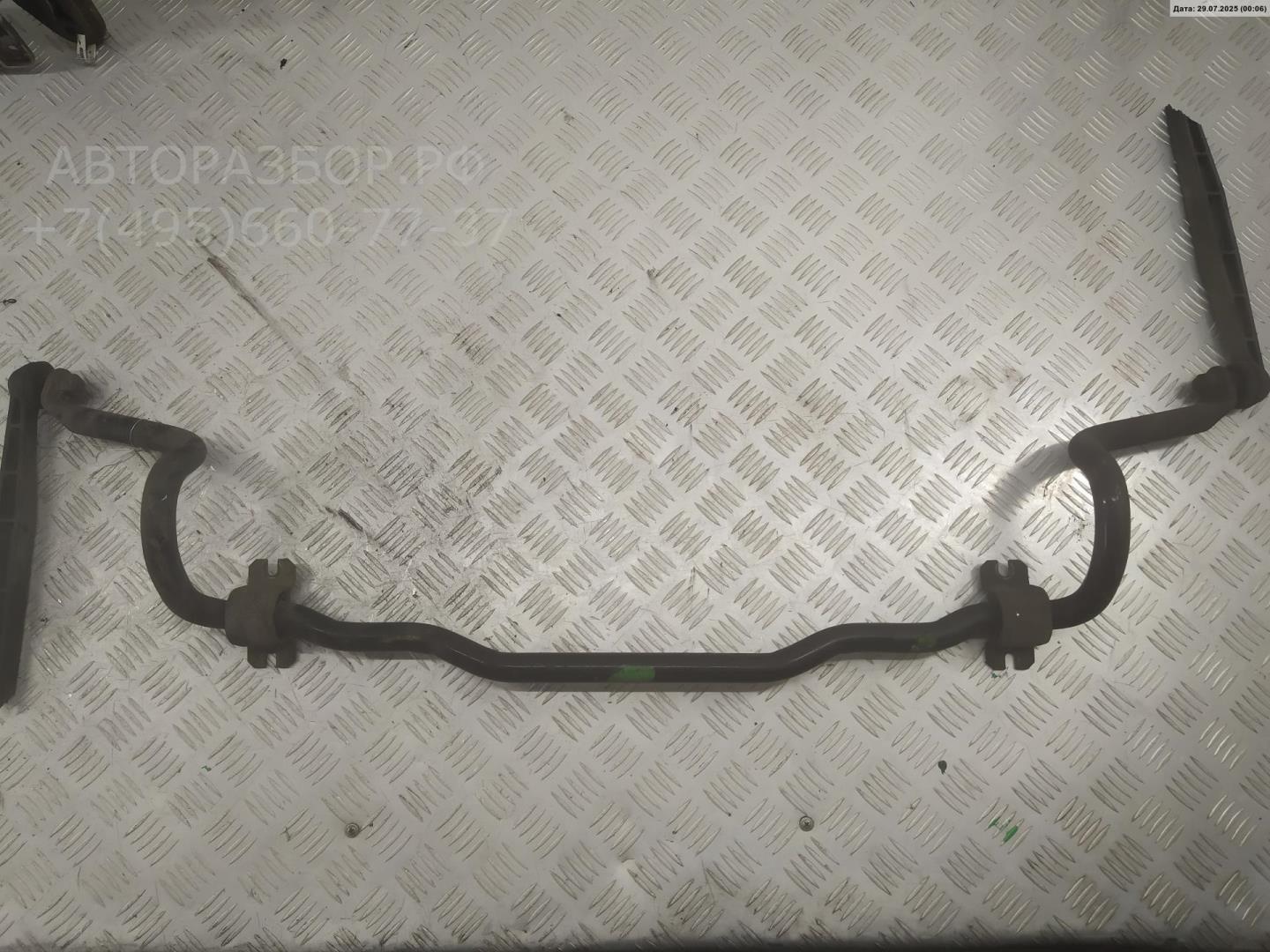 Стабилизатор передний