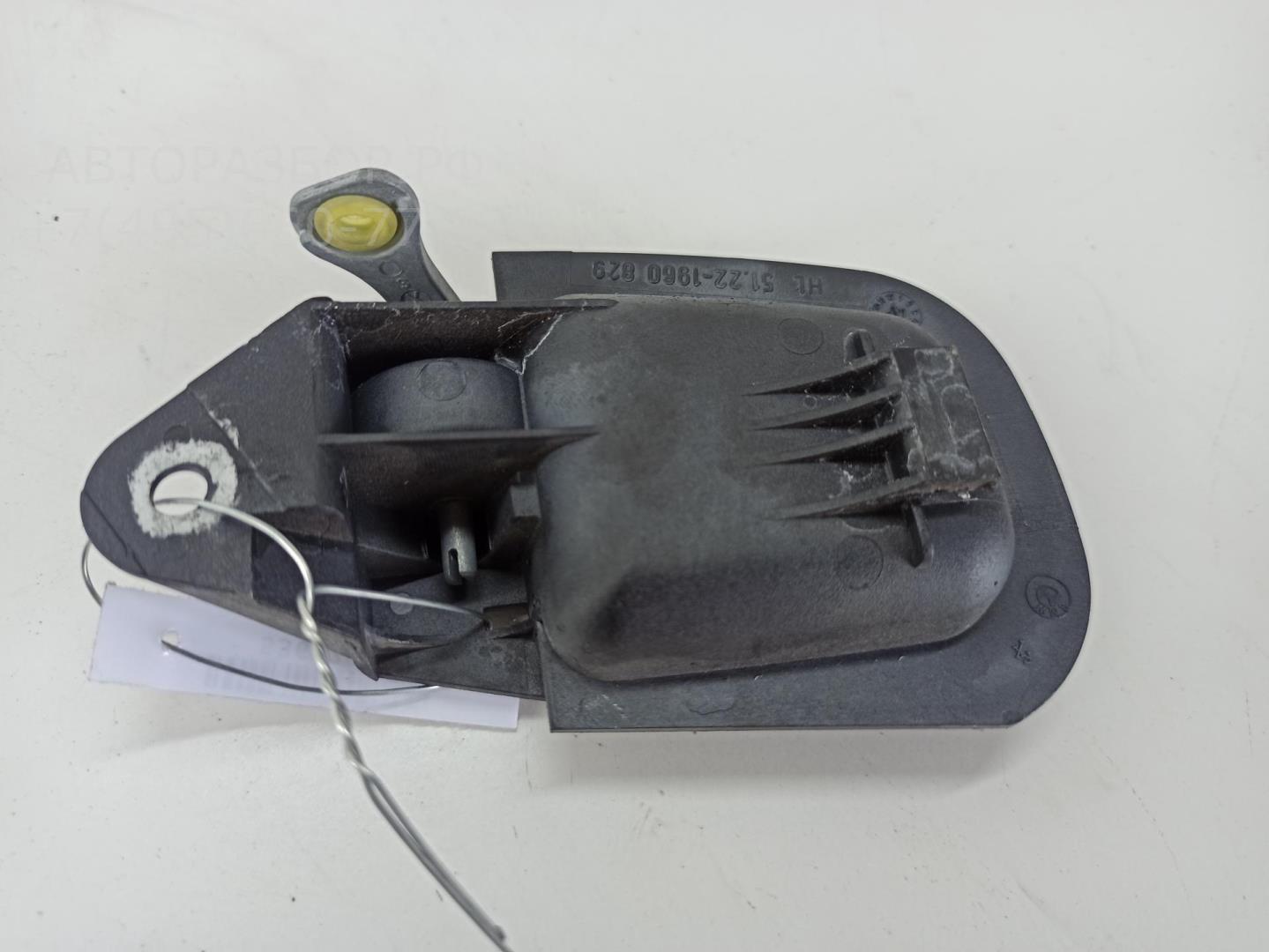 Ручка двери задней внутренняя левая