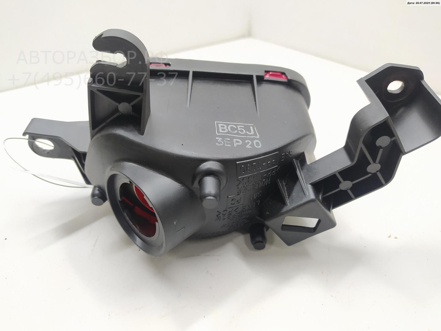 Фонарь задний внутренний левый