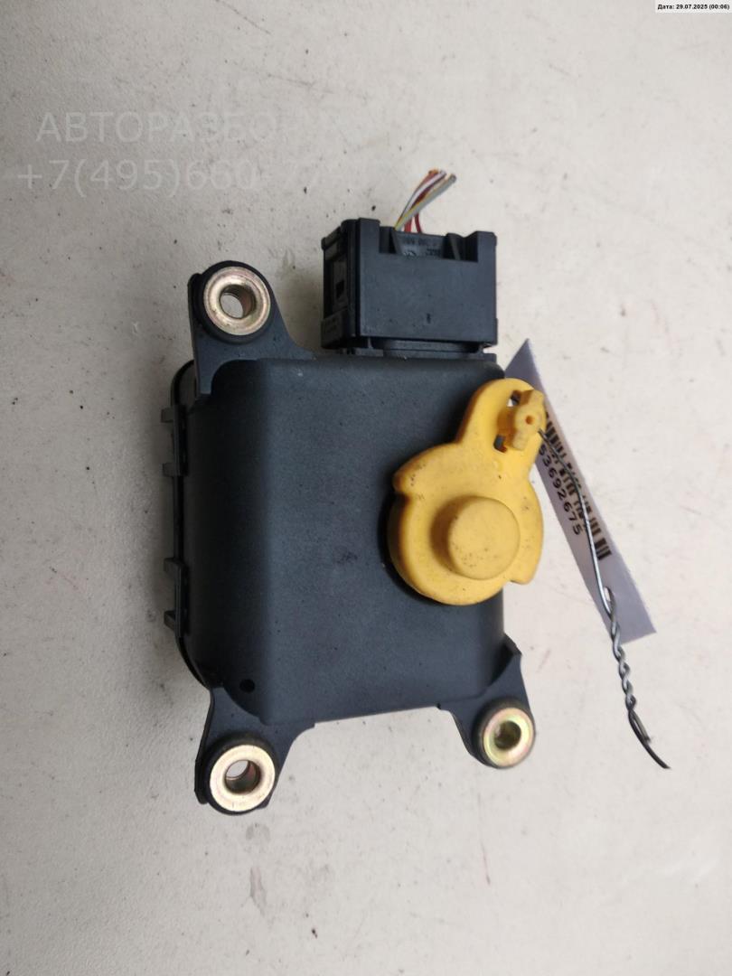 Моторчик заслонки печки