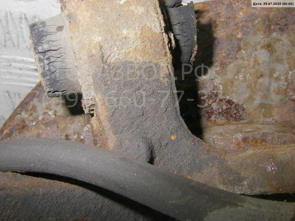 Рычаг задний правый