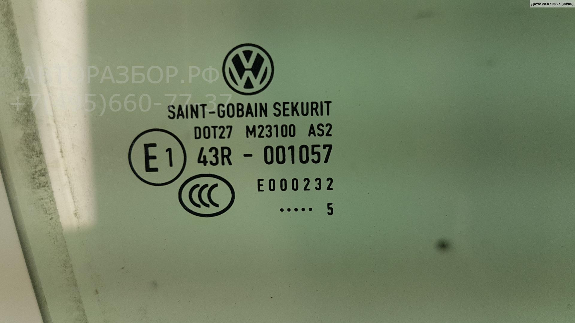 Стекло двери задней правой