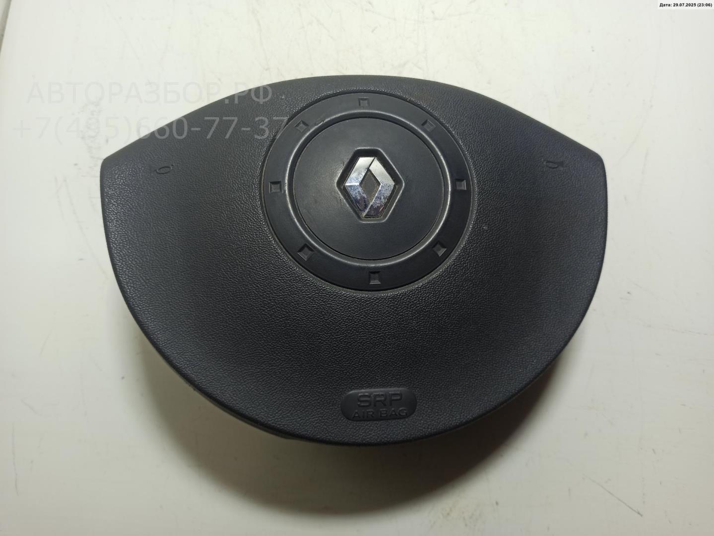 Подушка безопасности в рулевое колесо