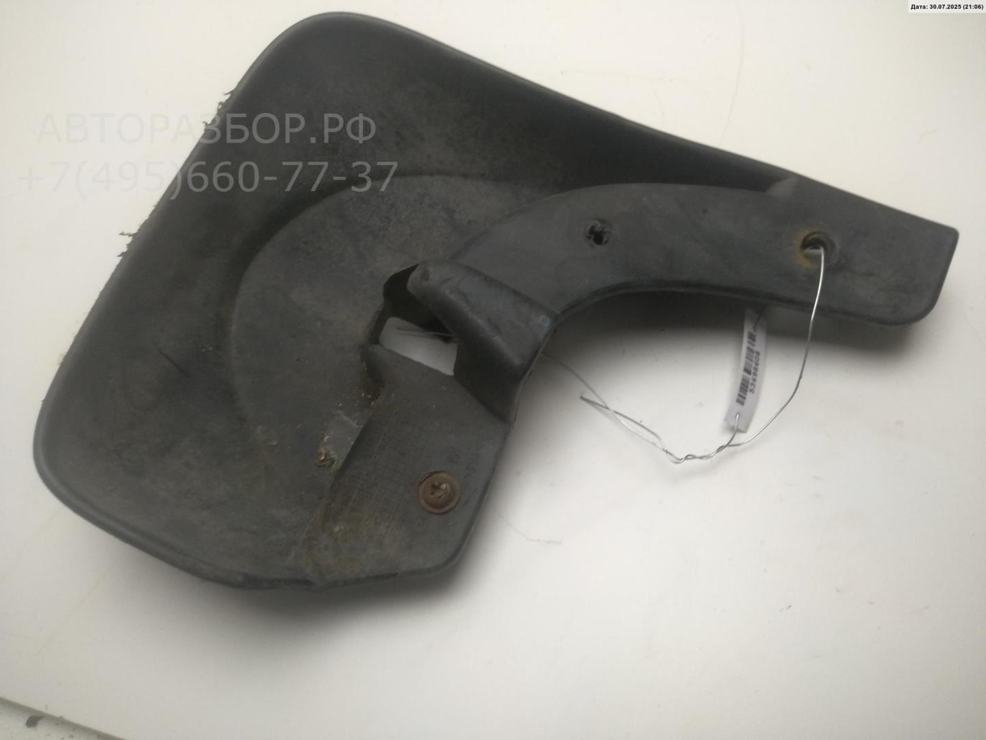 Брызговик задний правый