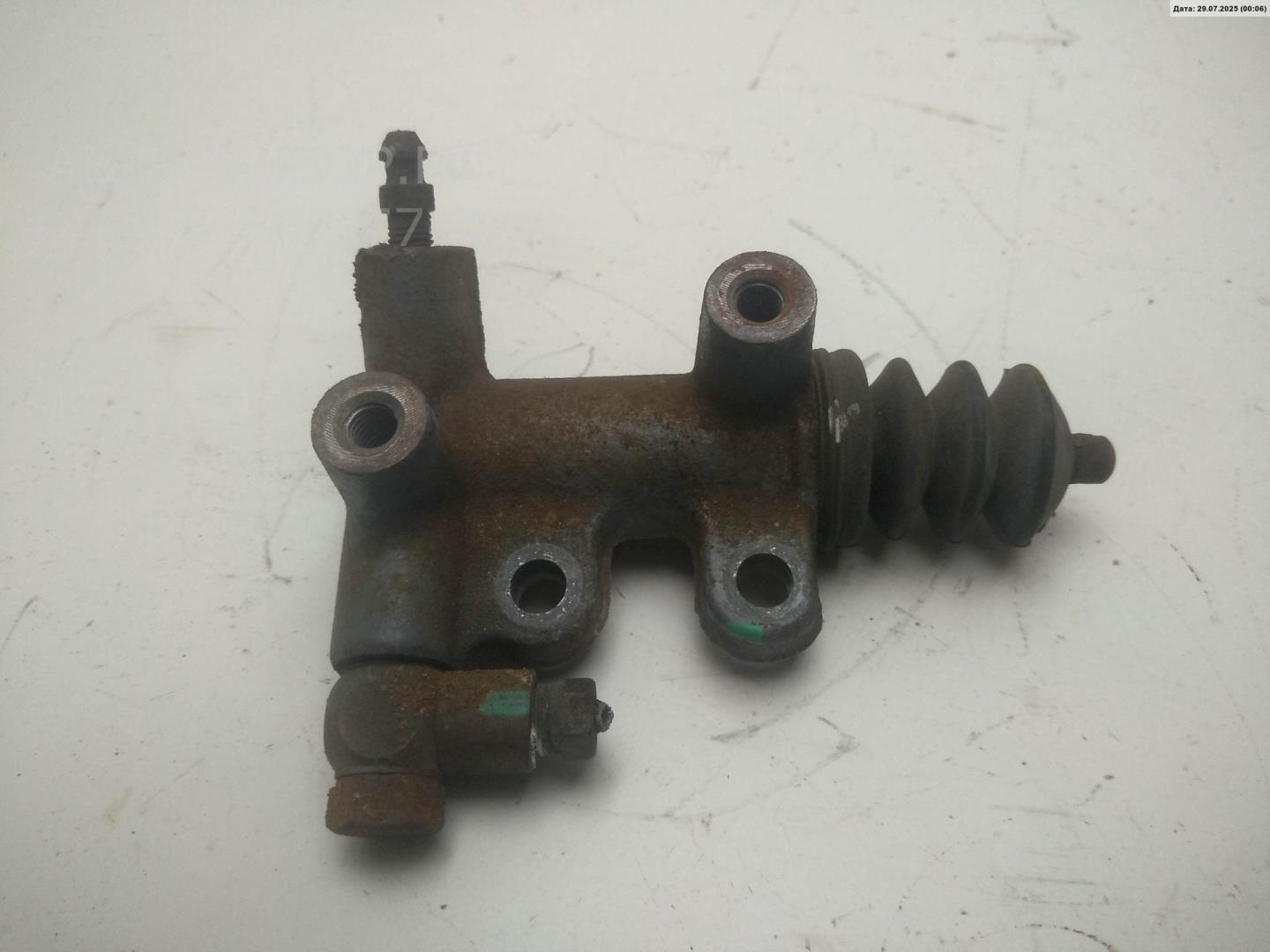 Цилиндр сцепления рабочий