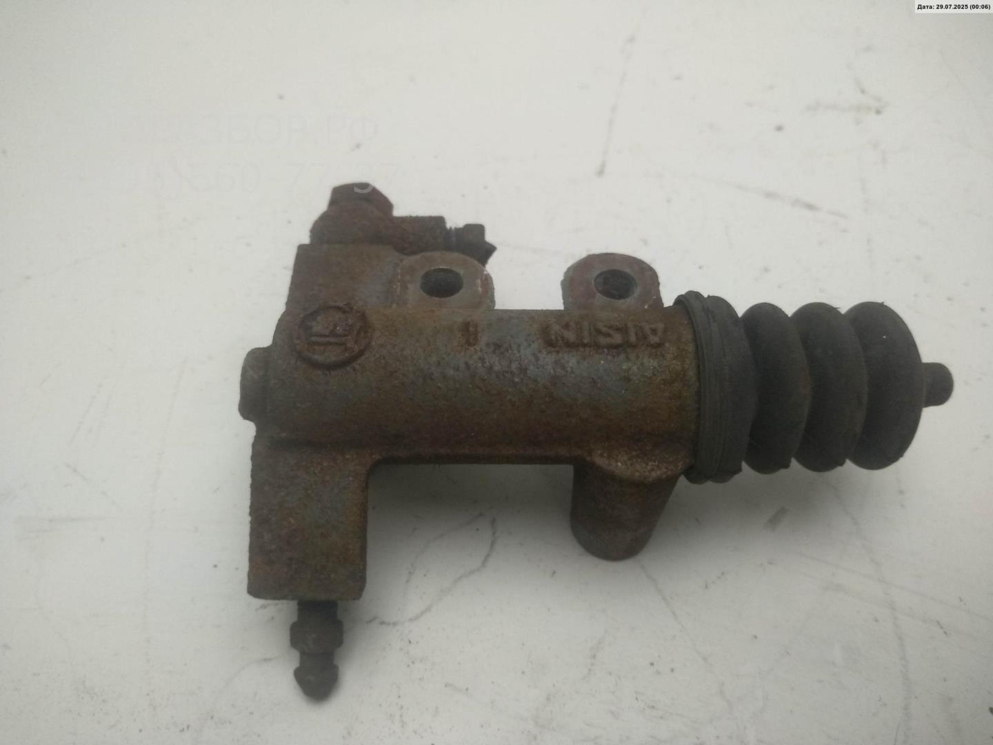 Цилиндр сцепления рабочий