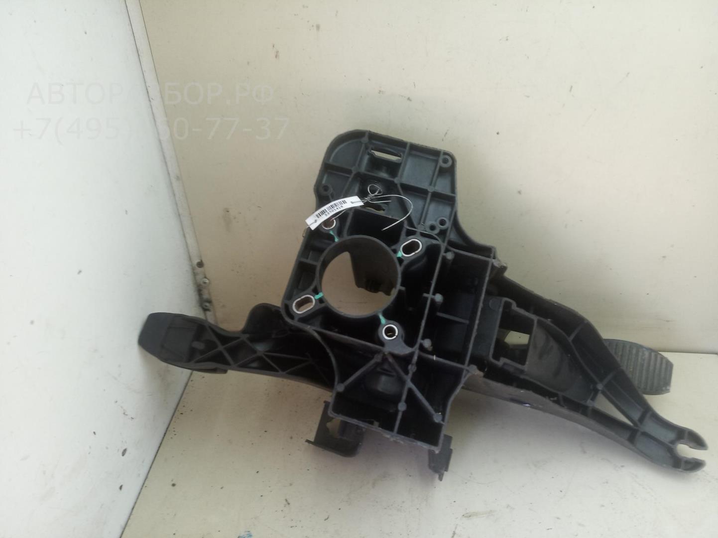 Блок педалей