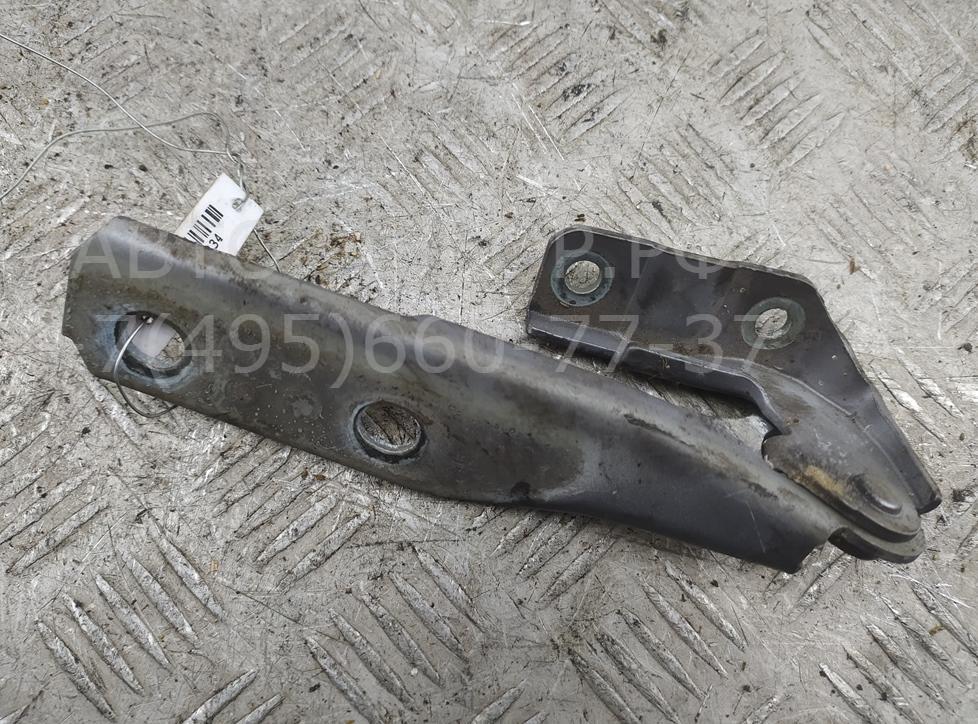 Петля капота правая