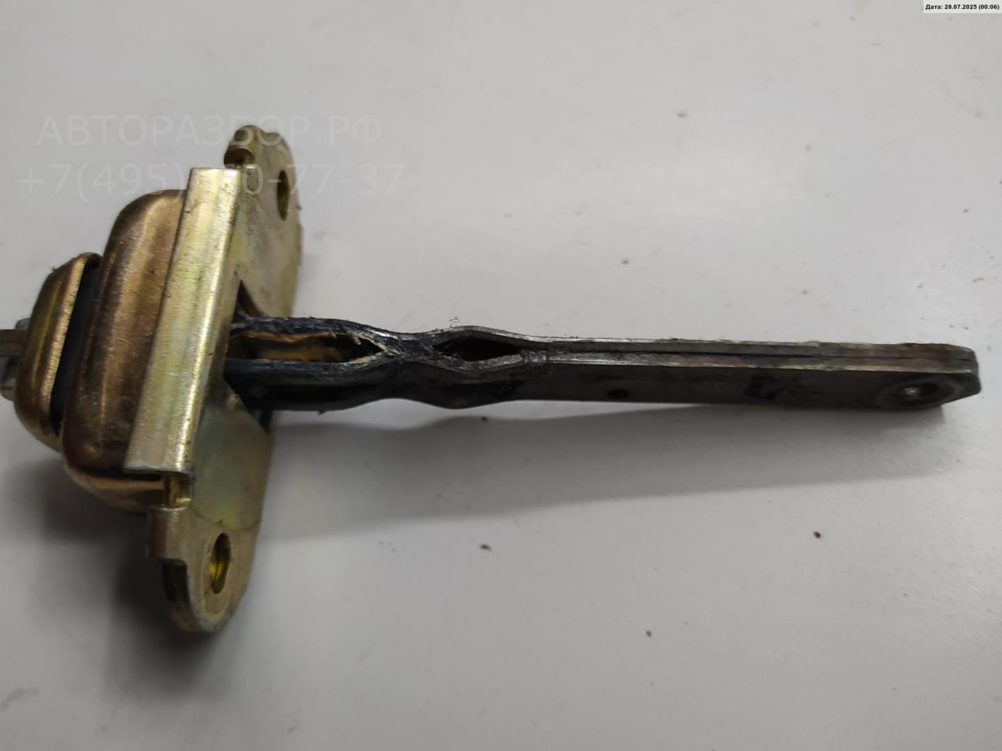 Ограничитель двери