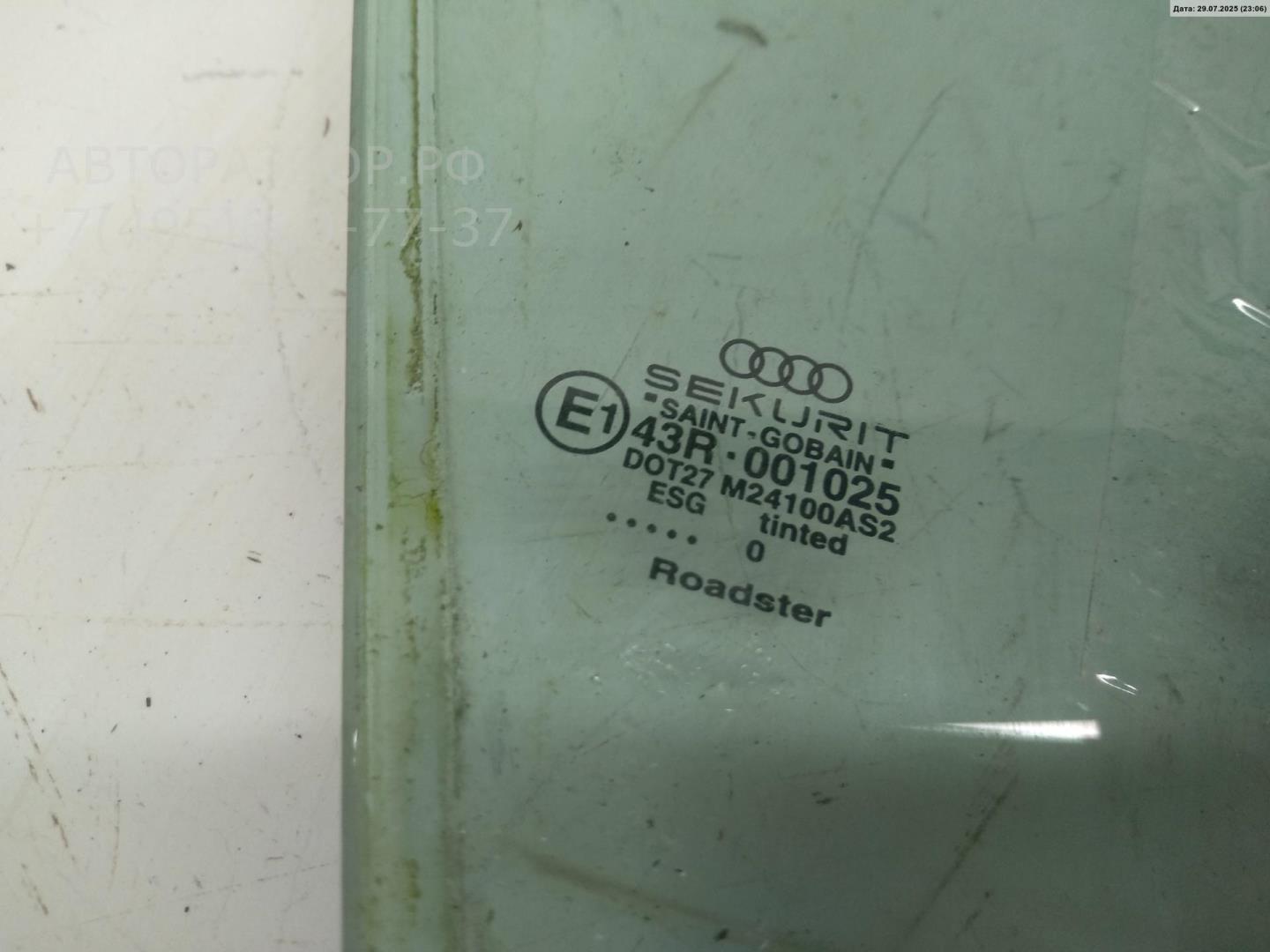 Стекло двери передней правой